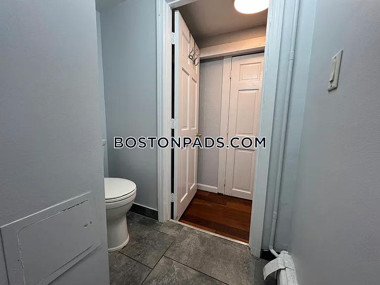 24 Farrington Ave #1 — Photo 37