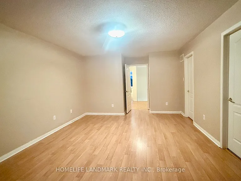 25 Grover Hill Ave — Photo 20