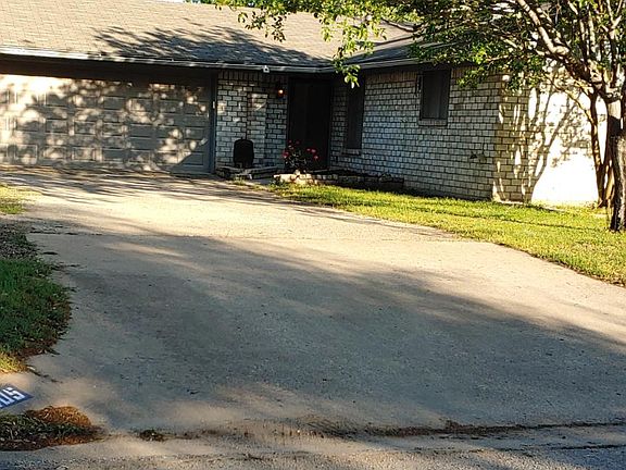 3rd image of 1405 Ocotilla Dr