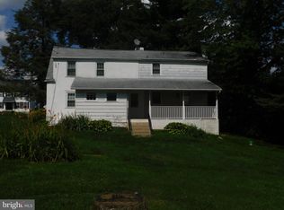 146 Old Racetrack Rd, Parkesburg, PA 19365
