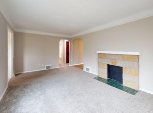 730 E 236th St, Euclid, OH 44123