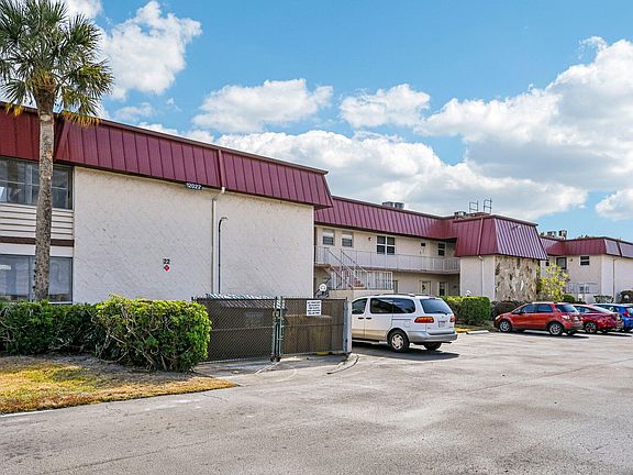 3rd image of 12022 W Greenway Drive #103