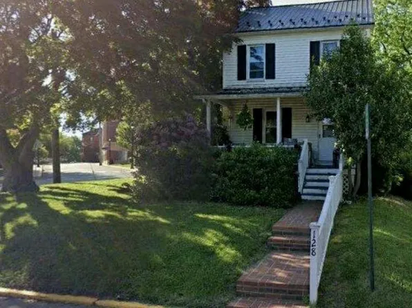 128 Coach St, Oxford, PA 19363
