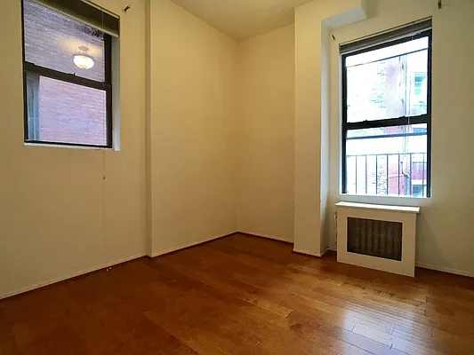 Rented by Sovereign Associates | media 25