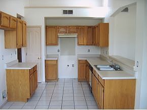 4th image of 14033 Desert Lily Pl