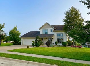 600 Sapphire Cir, Dubuque, IA 52001