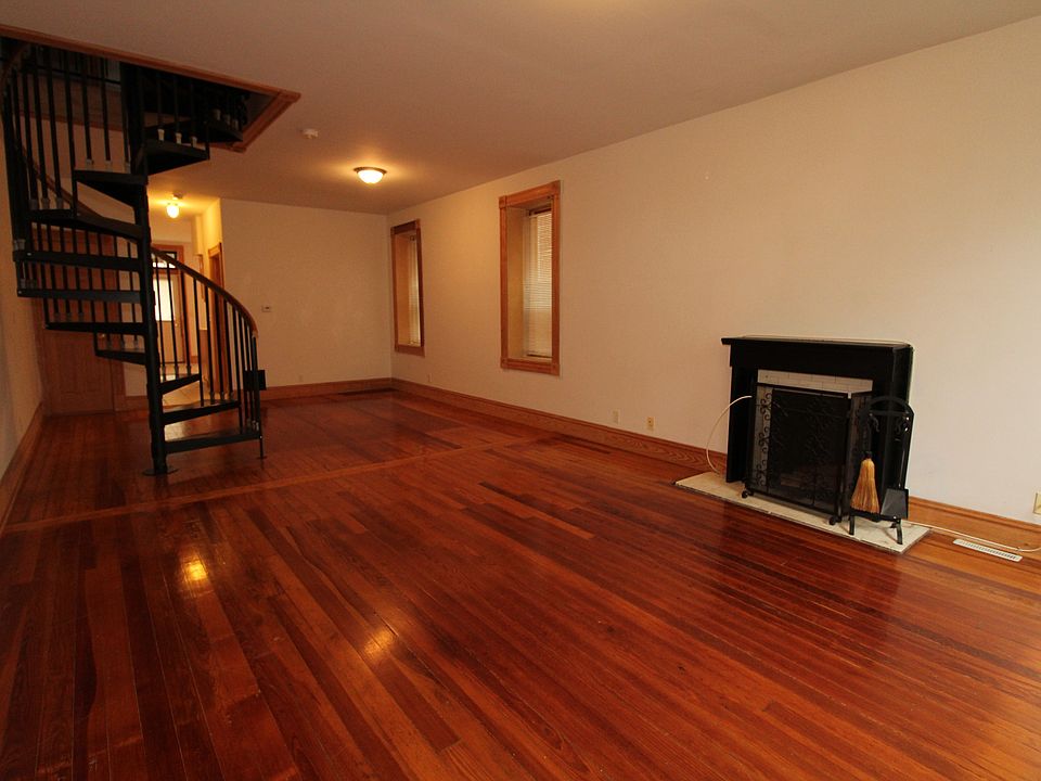 1st image of 4216 Dewey Ave