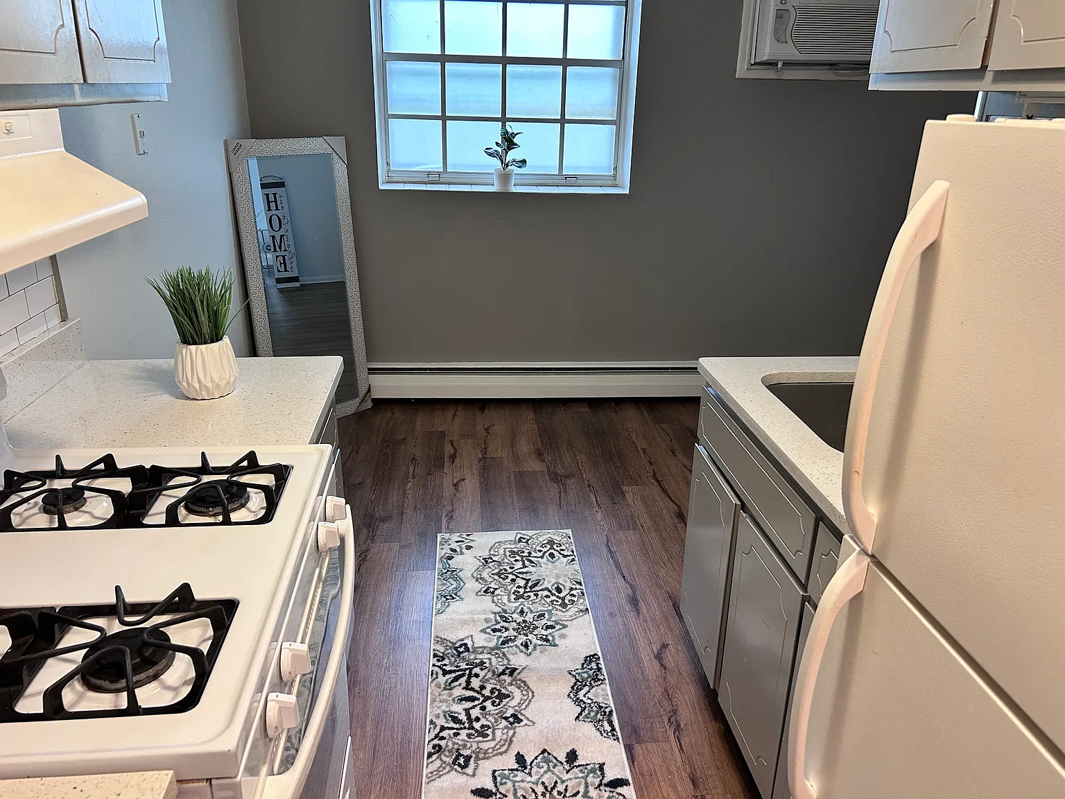 1 bed, $1,457 — Photo 3