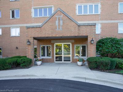 7450 N Waukegan Rd APT 206, Niles, IL, 60714