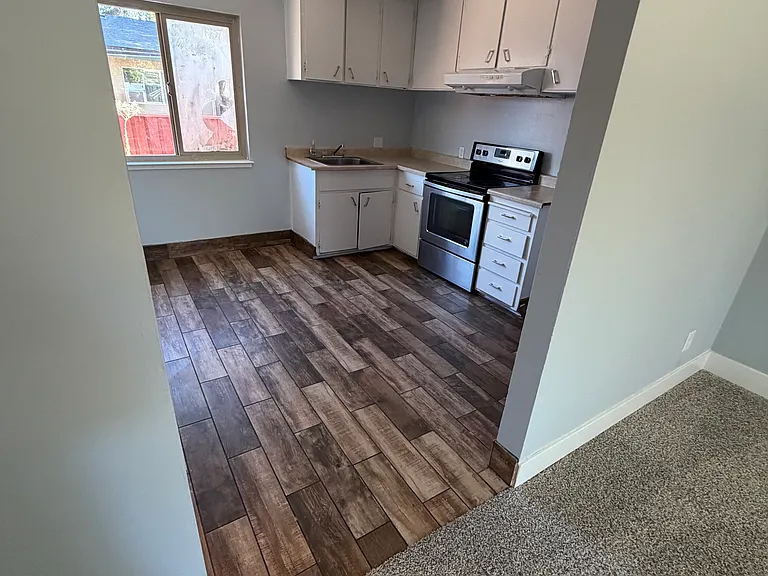 1923 Pine St #1923 — Photo 6