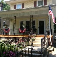 2041 S 5th St, Springfield, IL 62703