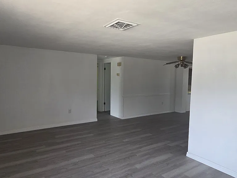12213 Partridge Hill Row — Photo 3