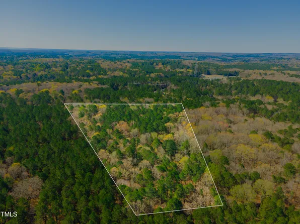 1172 Lochwood Dr #L, Pittsboro, NC 27312