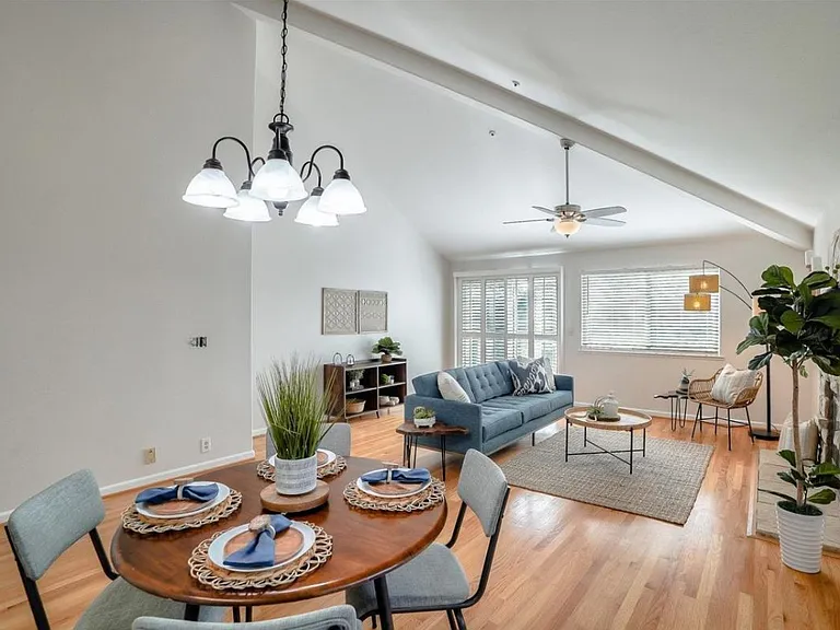 15515 La Jolla Dr — Photo 7