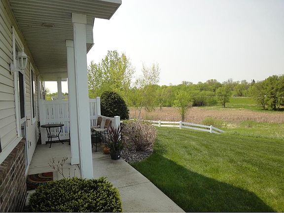 5th image of 807 Willow Glen Ct #1101