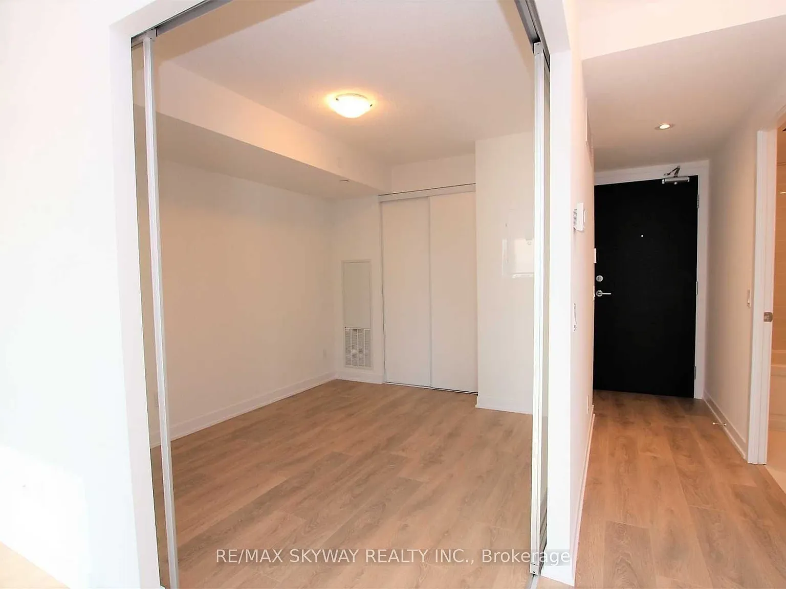 1 bed, $2,200 — Photo 3