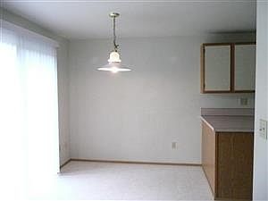 2nd image of 637 School St SE