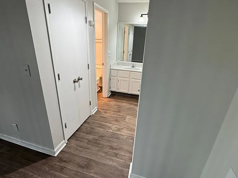 The Vibe at 8035 Apartments — Photo 41