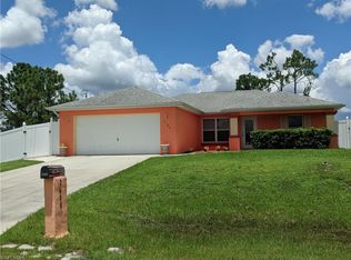 2608 43rd St SW, Lehigh Acres, FL 33976