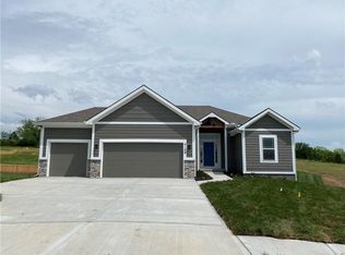 7706 E 107th St, Kansas City, MO 64134