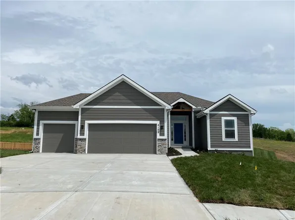 7706 NE 107th St, Kansas City, MO 64157