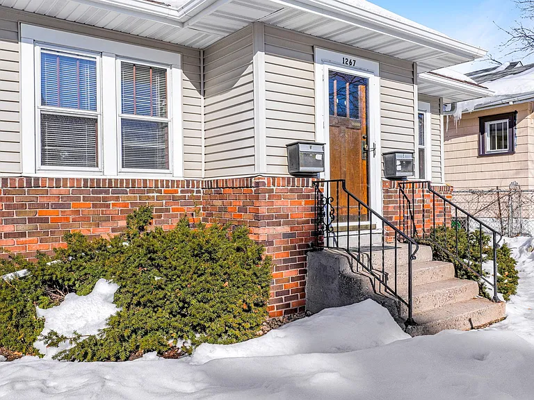 1267 Saint Clair Ave #WEST — Photo 3