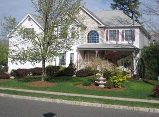 26 Regina Dr, Brick, NJ 08724