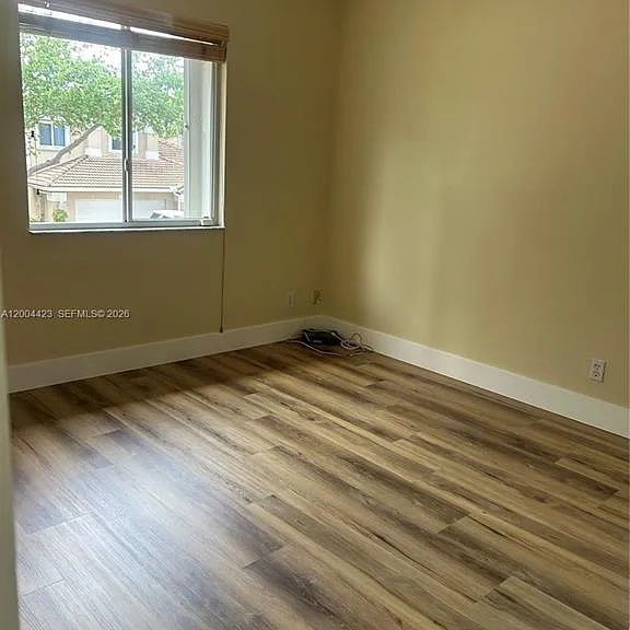 15851 SW 10th St — Photo 5