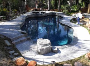 1516 Rimrock Dr, Escondido, CA 92027