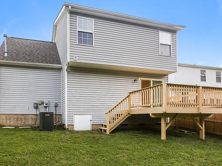 11240 Northwoods Forest Dr — Photo 16