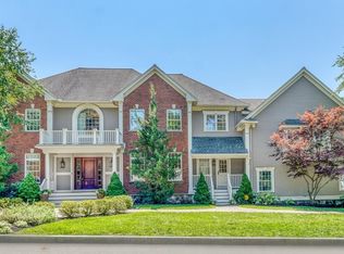 232 High St, Winchester, MA 01890