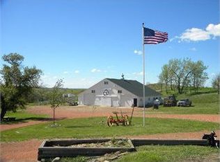 10480 25th St SW, Dickinson, ND 58601