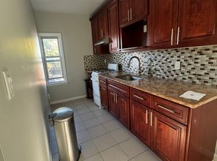 15812 75th Rd FLOOR 2, Fresh Meadows, NY 11366