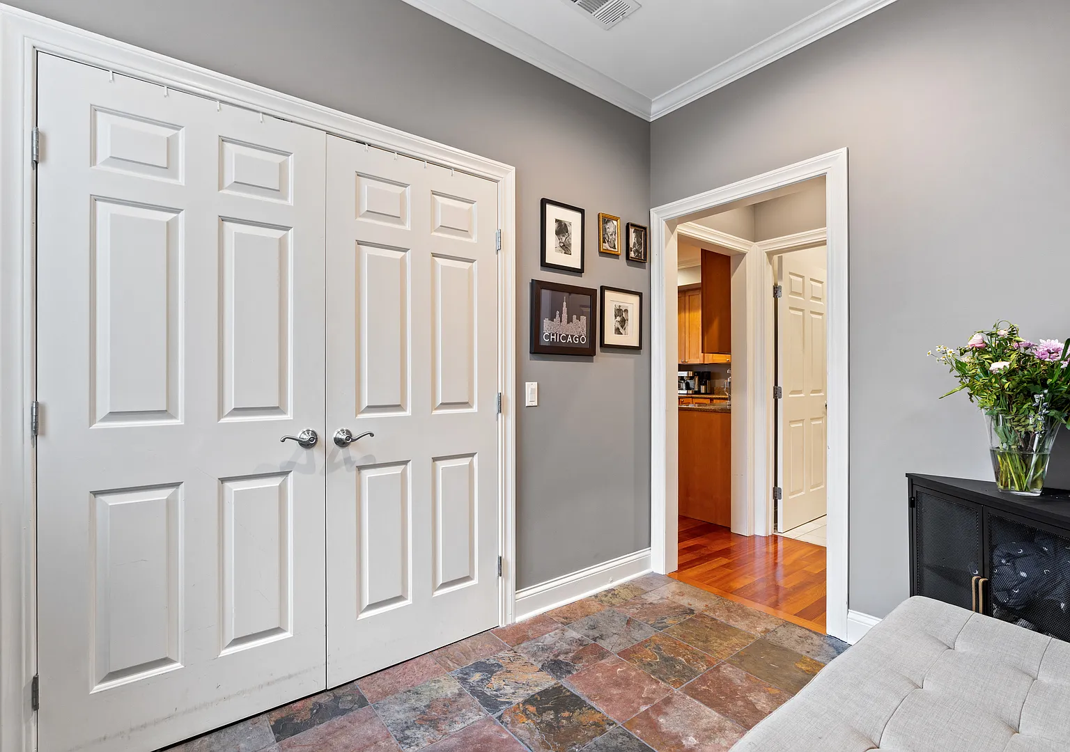 2 bed, 1400 sqft, $3,600 — Photo 2
