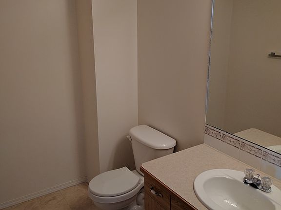 5th image of 204 Saint James Blvd N #1