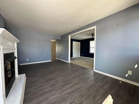 4th image of 3 N 4th St