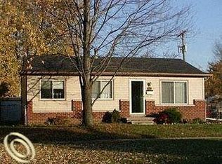 15519 Harrison, Romulus, MI 48174