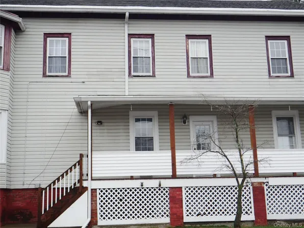 19 Main St, Wappingers Falls, NY