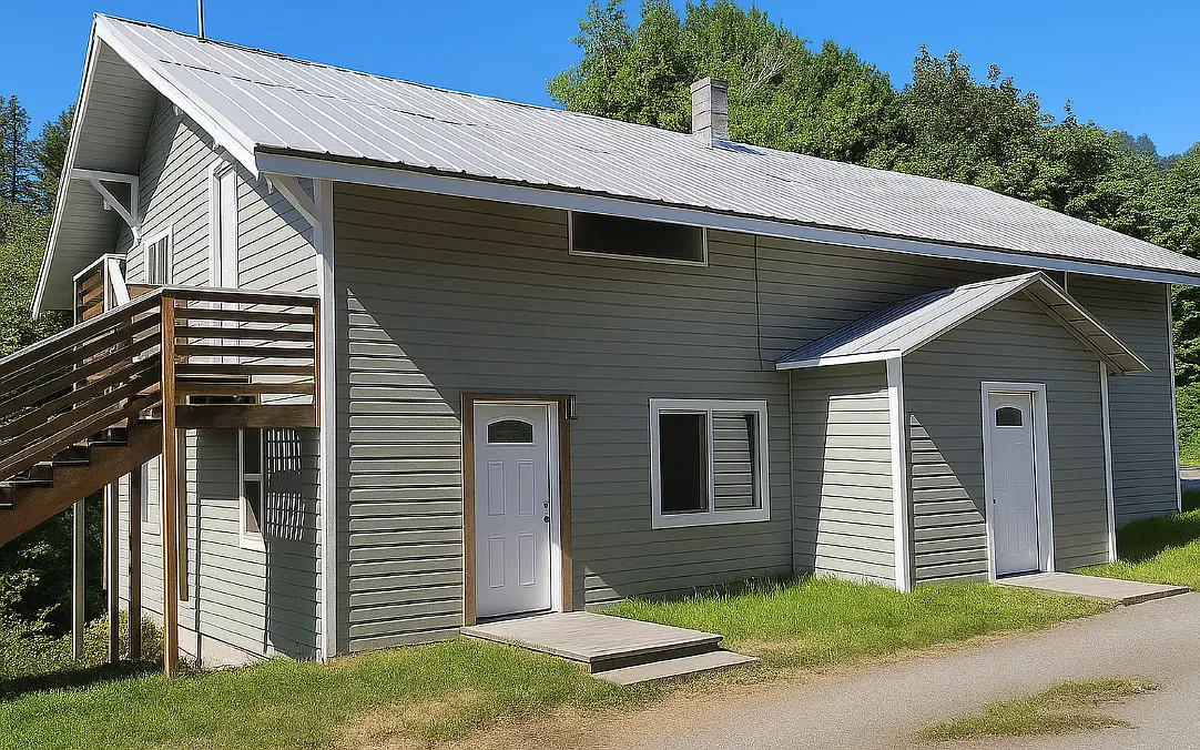 3 bed, 1200 sqft, $1,560 — Photo 1