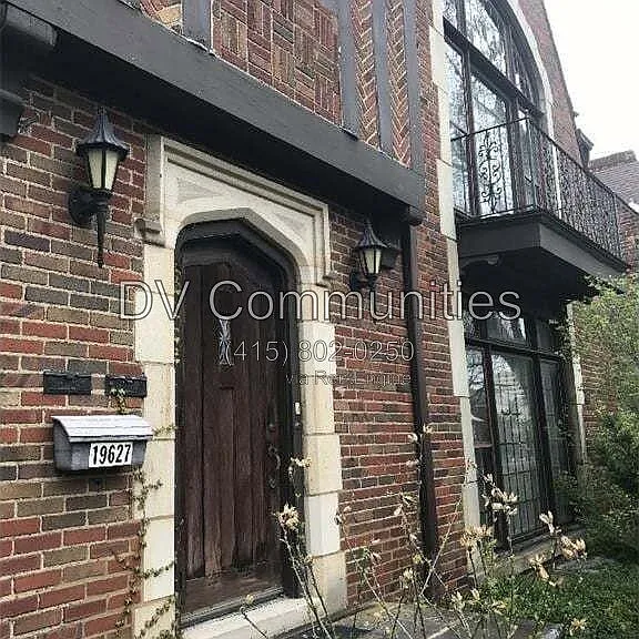 19627 Winslow Rd — Photo 2