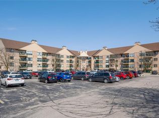 15 Hofstetter Ave #205, Kitchener, ON N2A 3Z7