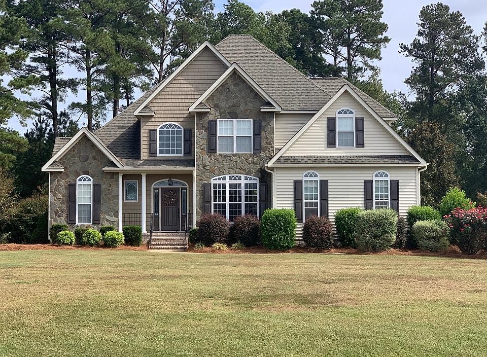1st image of 621 Adler Ln