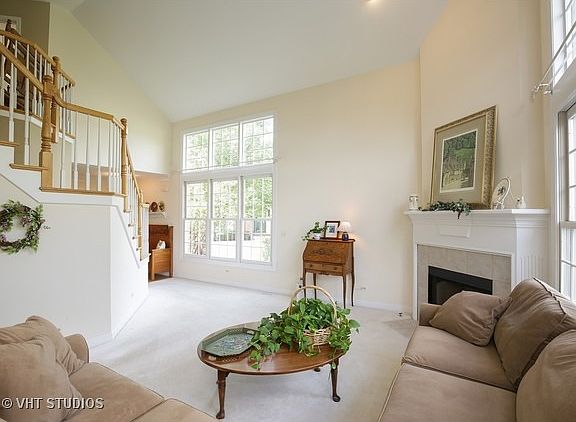 3rd image of 808 King Henry Ln