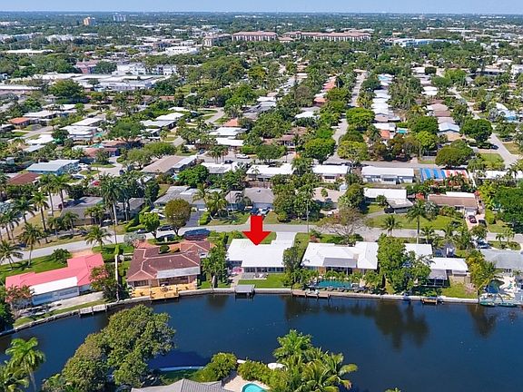 3rd image of 1965 Coral Gardens Dr
