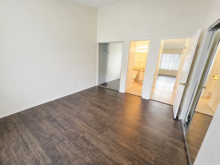 1133 Mira Mar Ave — Photo 15