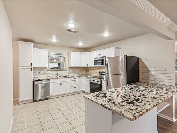 4th image of 312 Bonnie View Dr