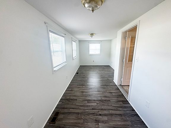 3rd image of 124 Garysburg Cir