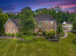100 Eagle Ln, New Eagle, PA 15067