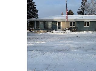 300 8th St NE, Chisholm, MN 55719