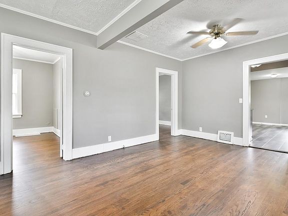 4th image of 6790 Evans St